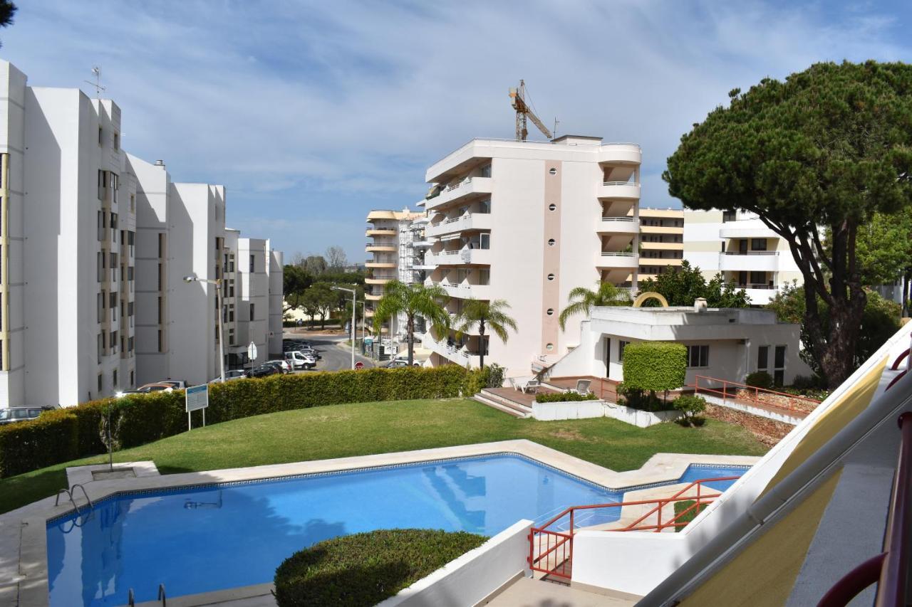 Apartamento Caroni ヴィラモウラ エクステリア 写真